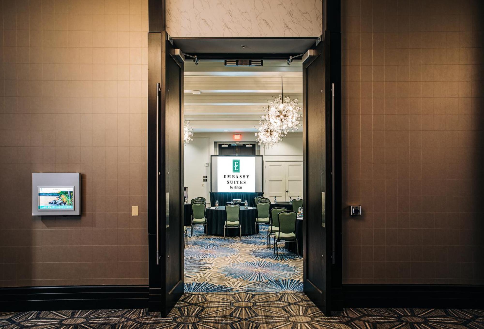 Embassy Suites Louisville Downtown Luaran gambar